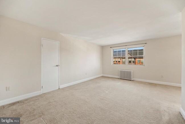 Building Photo - 5310 8th Rd S