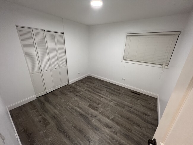 Foto del edificio - 1540 Jewel Ave