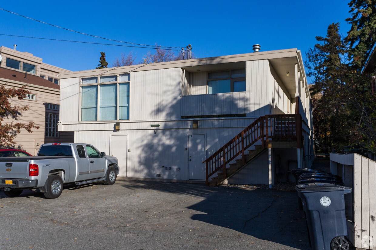 Building Photo - 720 M St