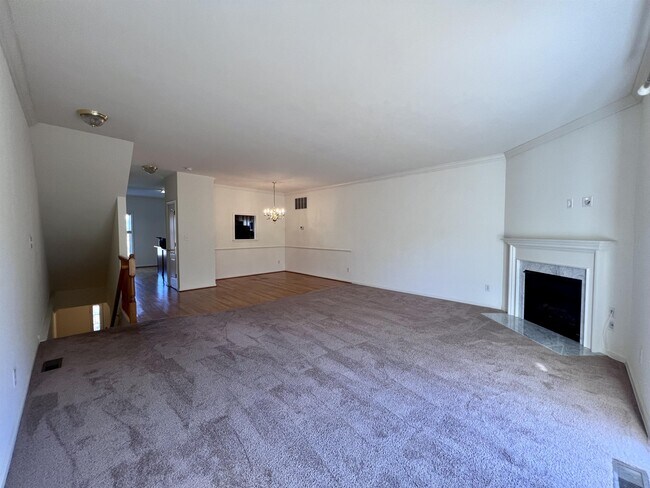 Building Photo - 152 Pumpkin Patch Ln