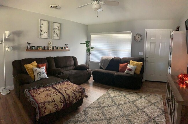 Photo - 103 Lassere Cir House