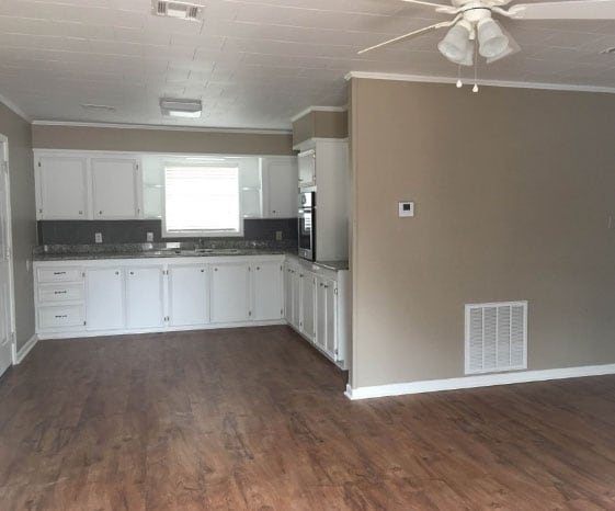 Interior Photo - Little Village Apartments