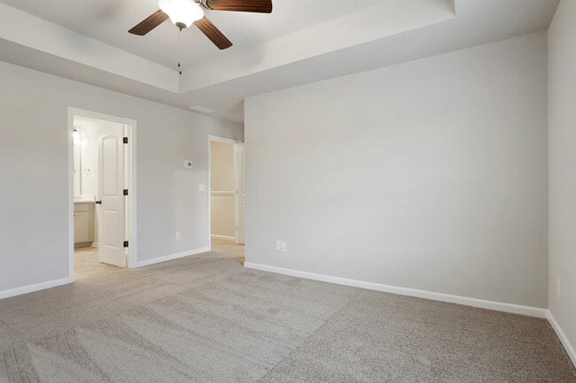 Building Photo - 305 Skipjack Ct