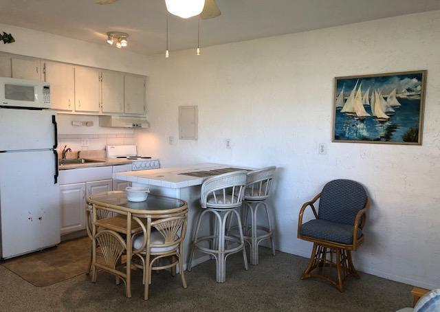 Foto del edificio - 425 Tyler Ave. Unit 1B