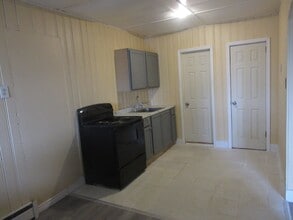 Building Photo - 1195 NY-52