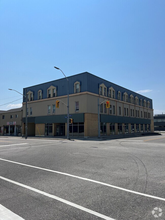 Apartments, Condos and Houses under C1,500 in North Bay, ON 7