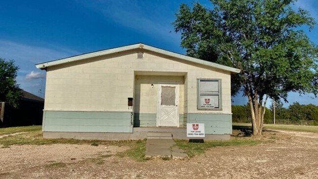 Foto del edificio - $0 First Month's Rent / $0 Deposit at Move-in