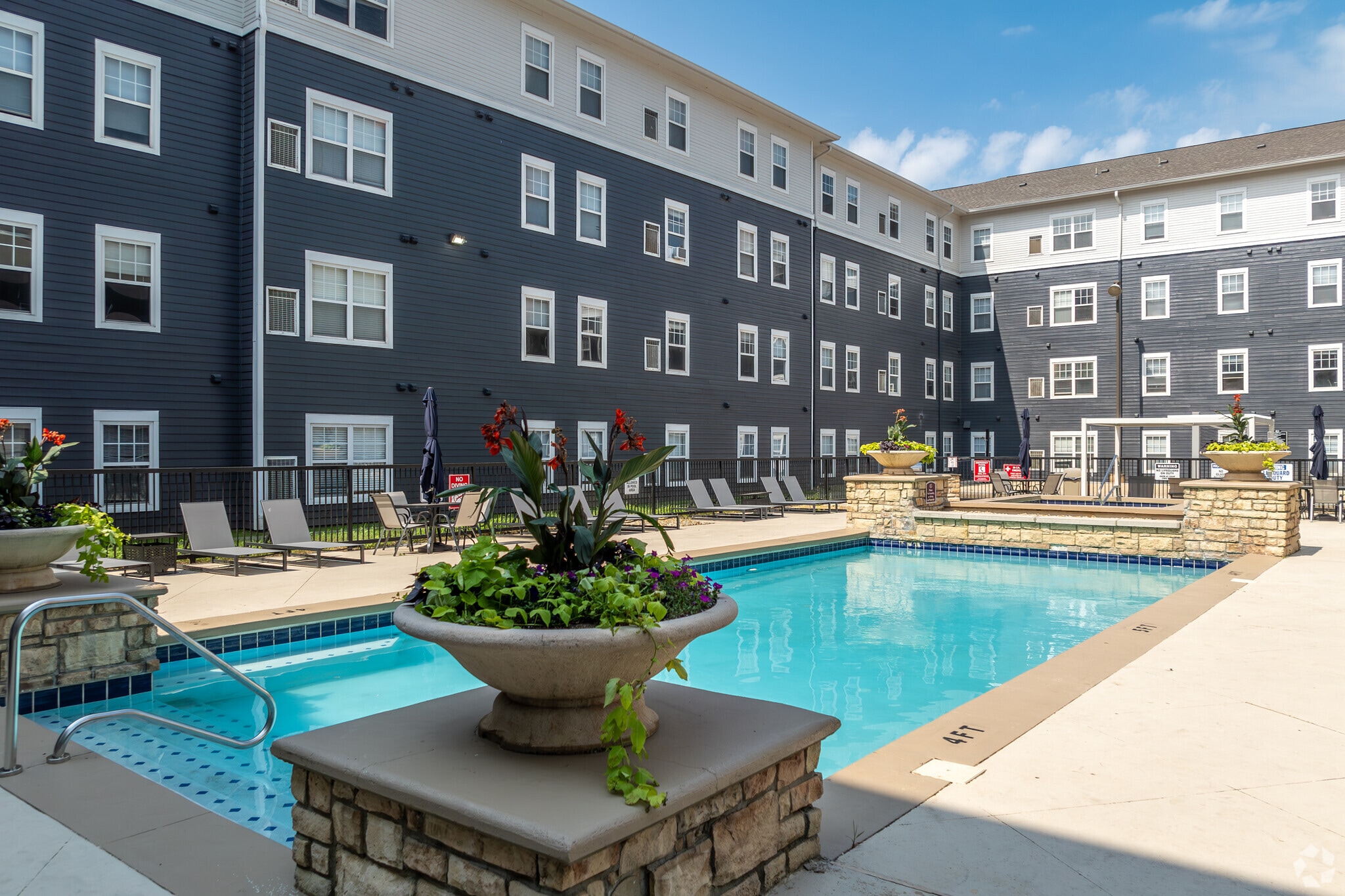 Altitude Columbus - 1150 Kinnear Rd Columbus, OH 43212 | Apartments.com