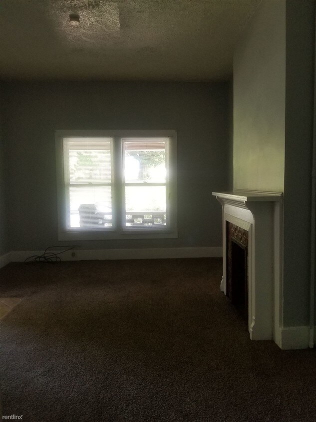 Foto principal - 1629 E Michigan St