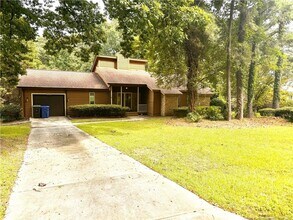 Building Photo - 5609 Weatherford Rd