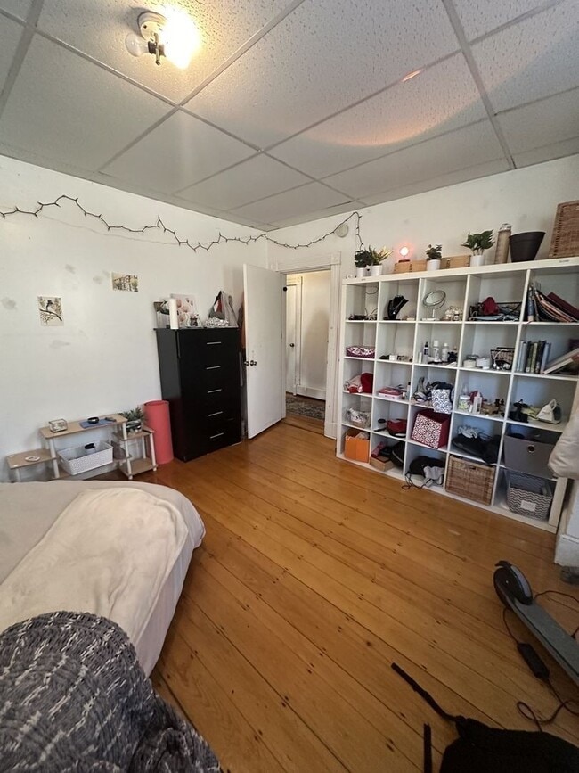 Building Photo - 48 Fisher Ave