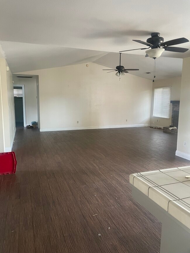 Building Photo - 429 Benjamin Ct