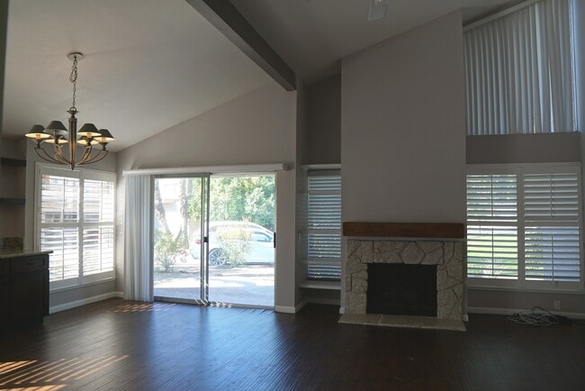 Foto del edificio - 35106 Mission Hills Dr