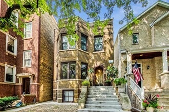 Building Photo - 3940 N Marshfield Ave