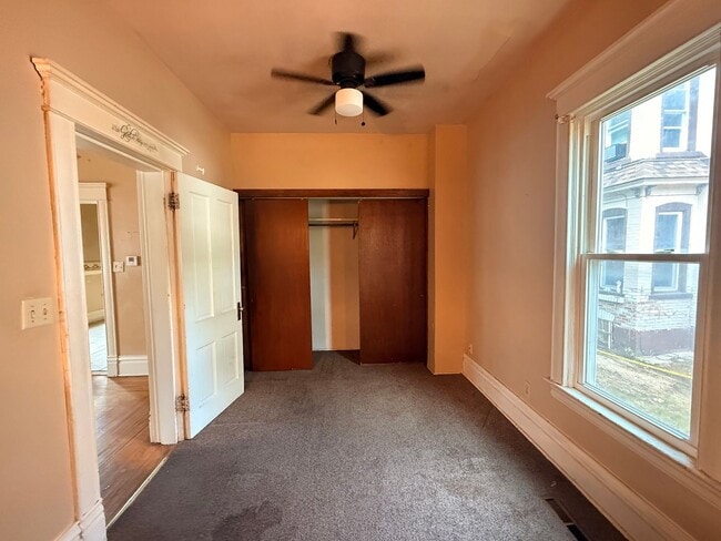 Building Photo - 1219 Parmele St