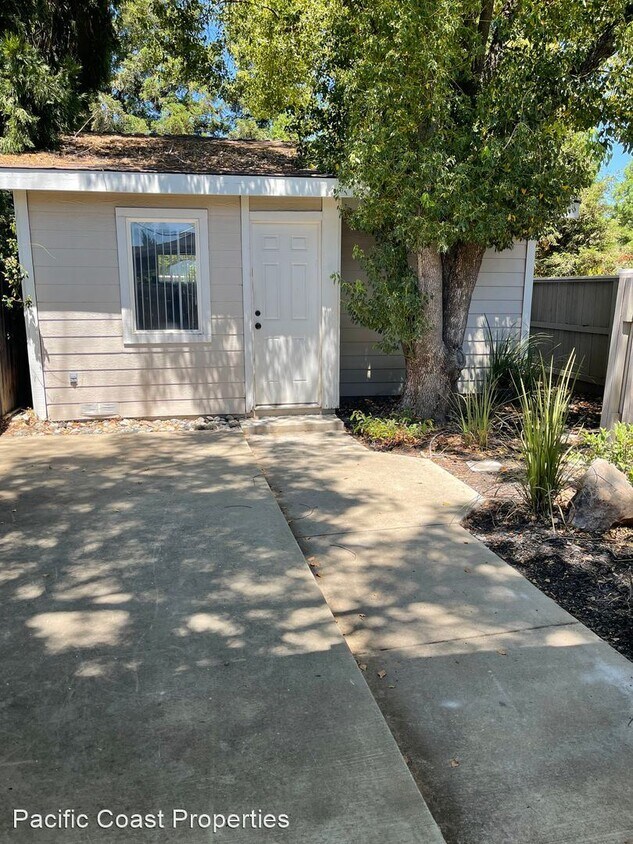 Studio, 1 bath House 5307 Olive Ranch Road House for Rent in
