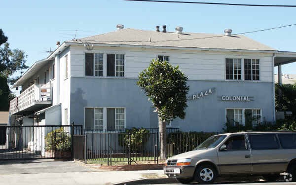 Building Photo - Plaza Colonial