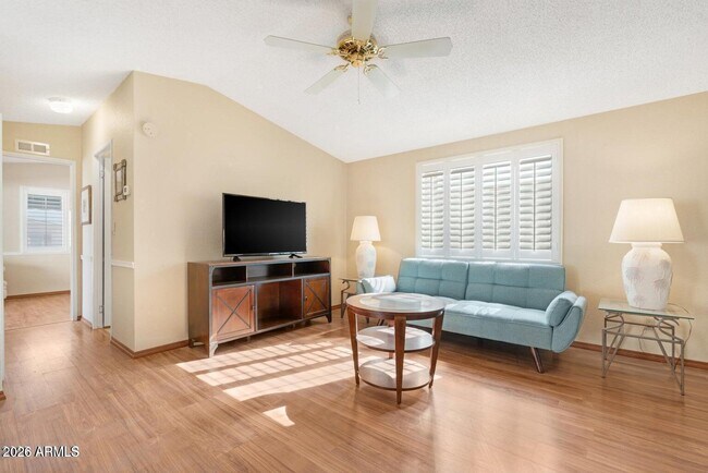 Foto del edificio - 6114 S Sawgrass Dr