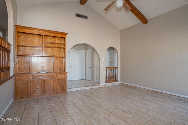 Building Photo - 11241 Beach Front Dr