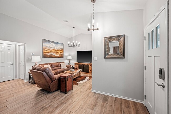 Foto del edificio - 127 Terrace Ln