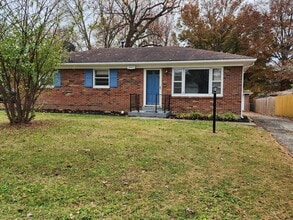 Building Photo - 8404 Robin Hill Dr