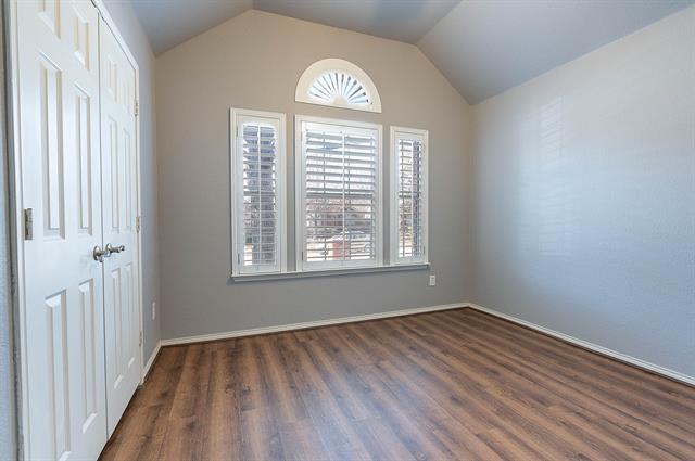 Foto del edificio - 7904 Whispering Tree Ln