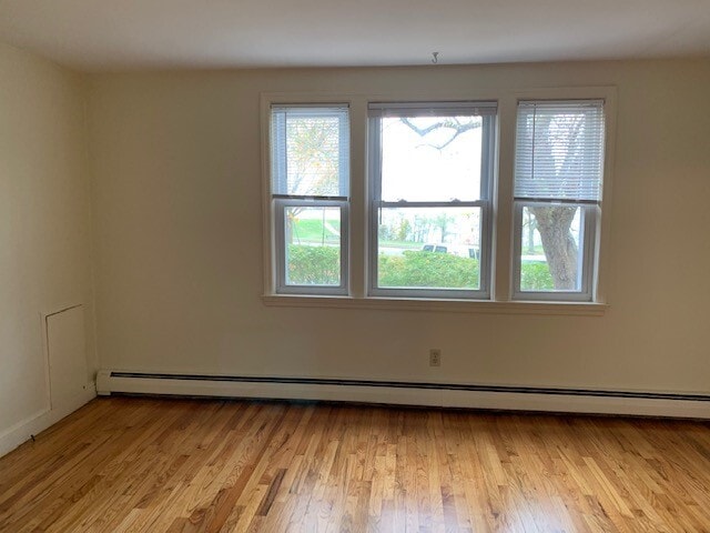 Building Photo - 8 Quebec St