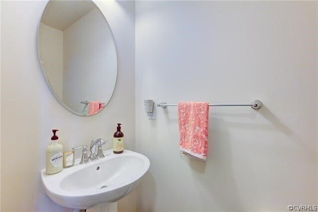 Building Photo - 8942 Ringview Dr