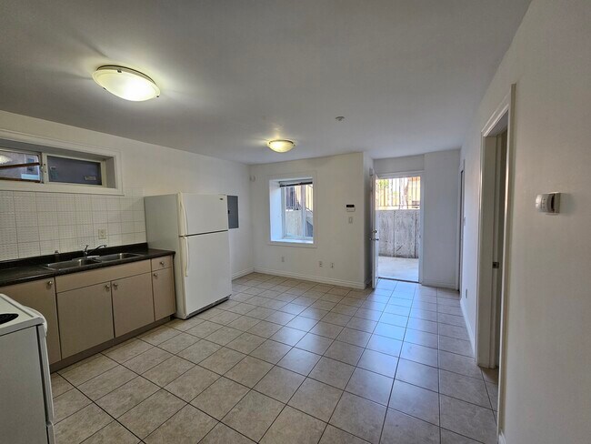 Photo du bâtiment - 2033 53rd Av E