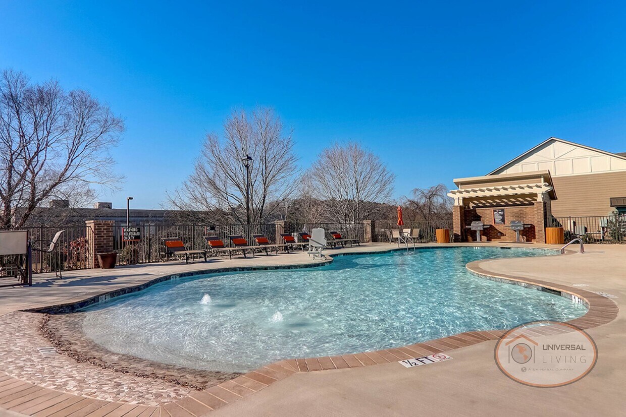 Universal at Lakewood Townhomes for Rent Hendersonville, NC