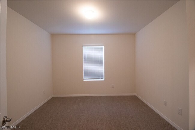 Foto del edificio - 404 NW 4th Terrace