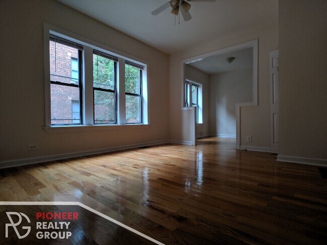 Foto del edificio - 3832 N Fremont St