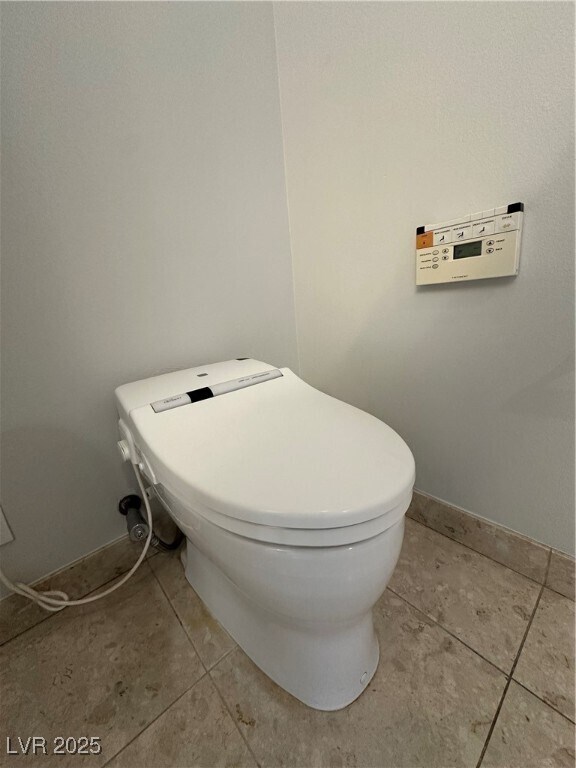 Building Photo - 4575 Dean Martin Dr