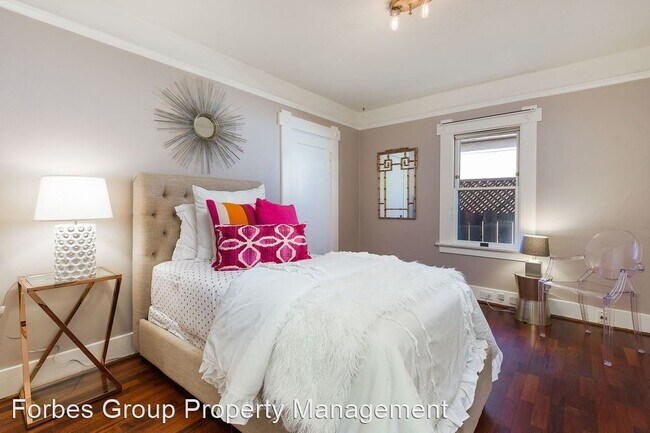 Foto del edificio - 2 br, 1 bath House - 482 N. 12th St.