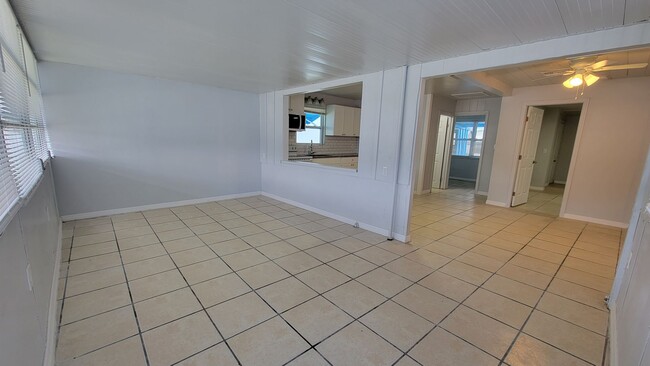 Foto del edificio - Freshly Updated 3 bed/ 2 bath Mobile Home ...