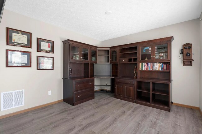 Foto del edificio - 6036 Pennington Creek Dr