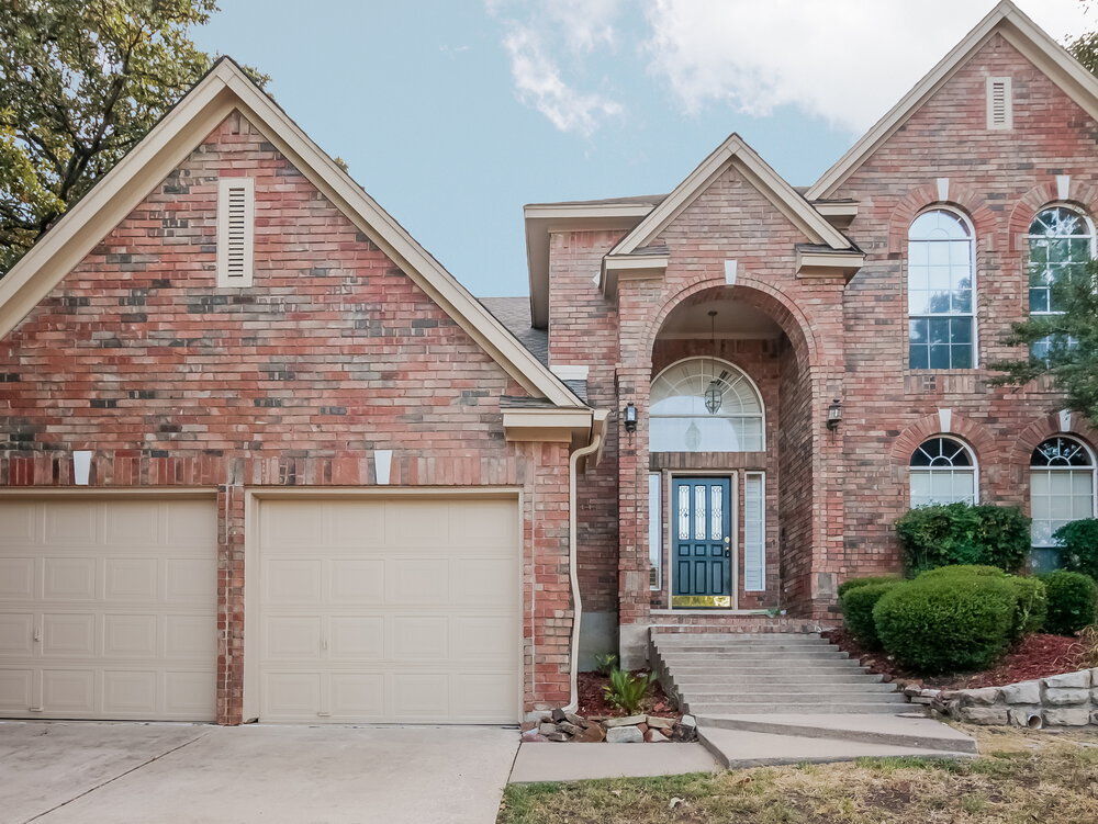 Foto principal - 2680 Hillside Dr
