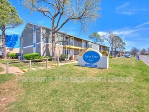 Building Photo - 4657 S Darlington Ave