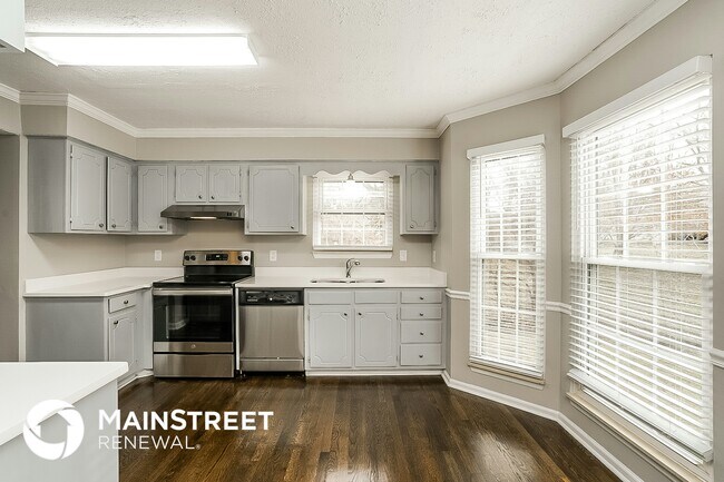 Foto del edificio - 1110 Cedarhill Ct
