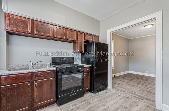 Foto del edificio - 827 W Jefferson St