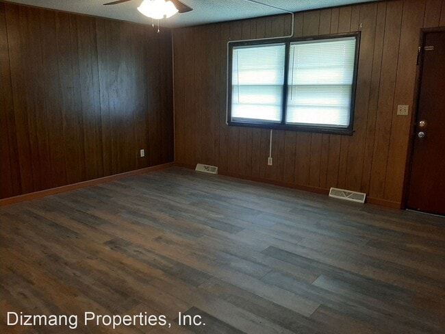 Building Photo - 2 br, 1.5 bath House - 1425 E. Cairo