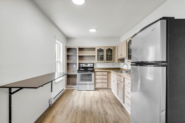 Building Photo - 1050 W Nesquehoning St