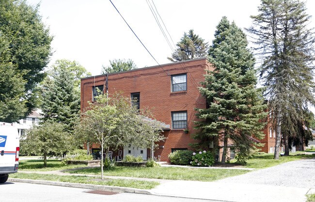 Foto del edificio - 10 Pine St