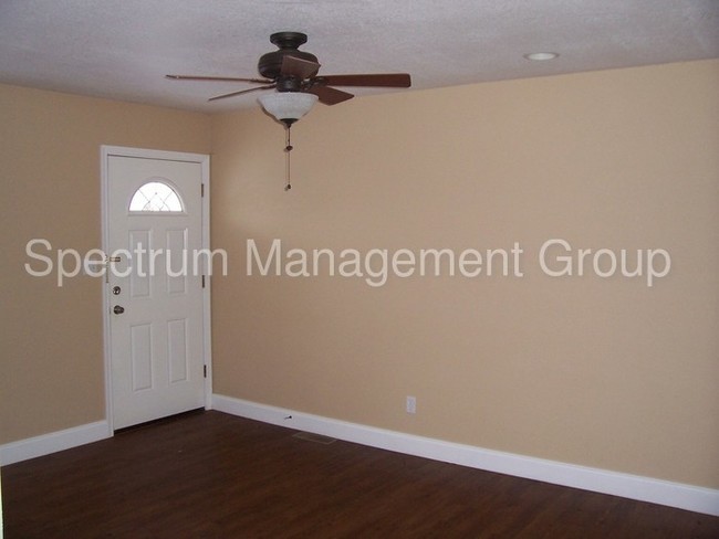 Foto del edificio - Great location - 2 bedroom 1 bath apartment