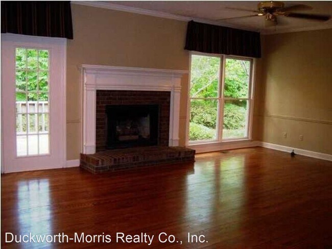 Building Photo - 4 br, 2.5 bath House - 1030 56th Street E