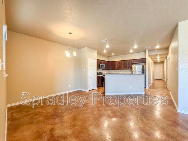 Foto del edificio - 905 Laila Ln