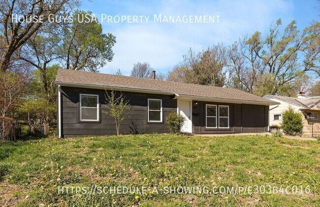 Foto del edificio - 10716 Ewing Ave