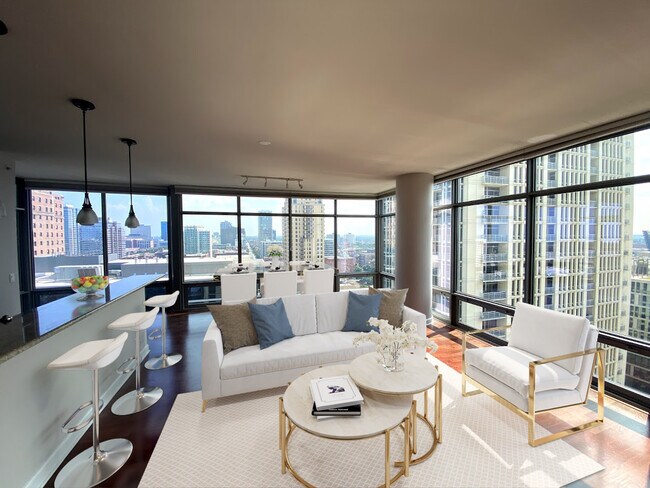 Foto del edificio - 100 E 14th St