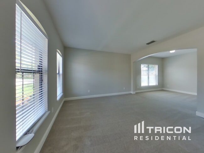 Building Photo - 1580 Canopy Pasture Dr
