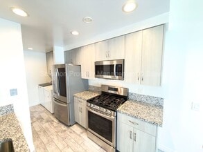 Building Photo - 3623 Harbor Crest Way